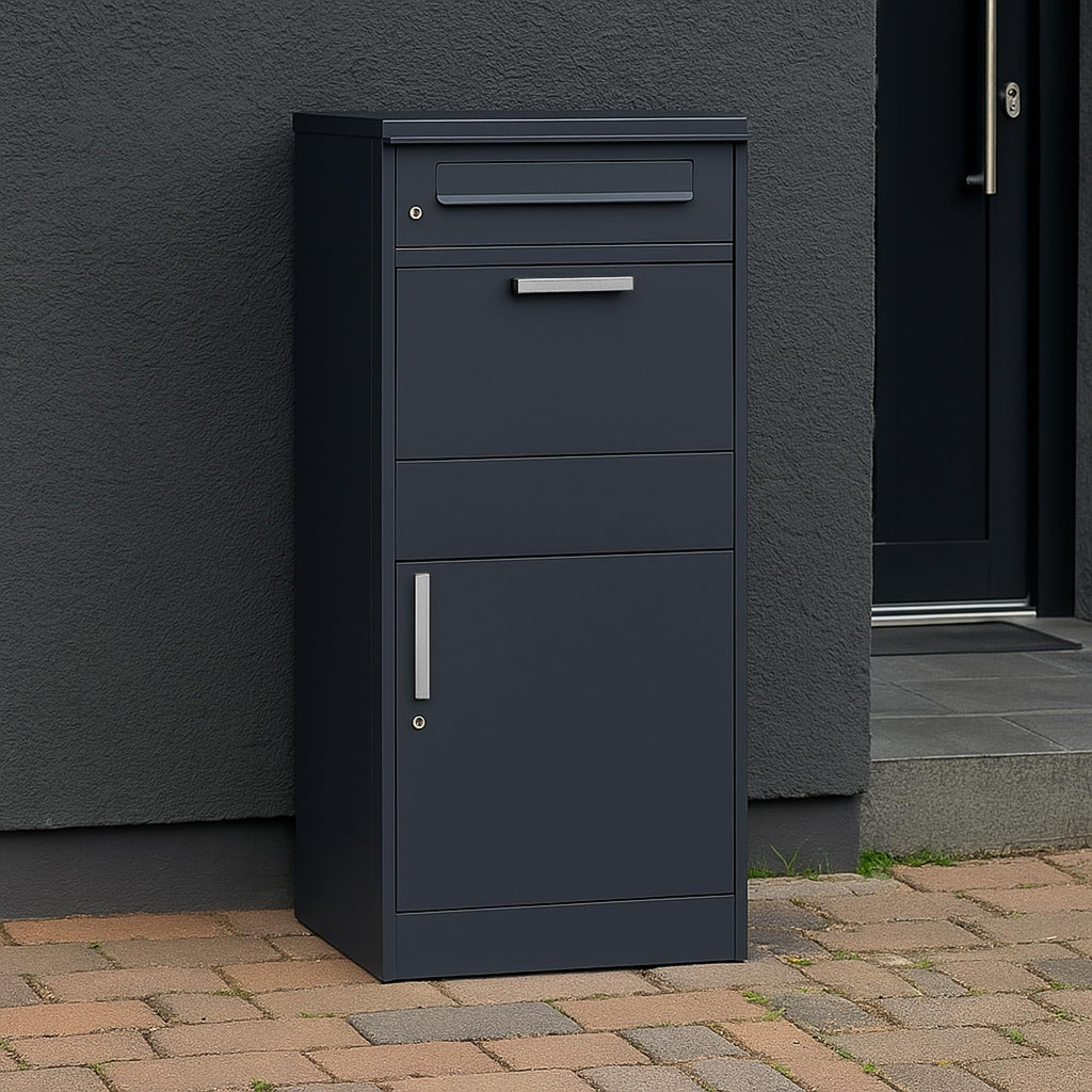 Zelsius Briefkasten mit Paketfach Neptun | pulverbeschichteter Stahl mit Edelstahl Elementen | RAL7016 Anthrazit | integrierte Rückholsperre | Bodenmontage | Paketbriefkasten, Paketbox, Parcel Box