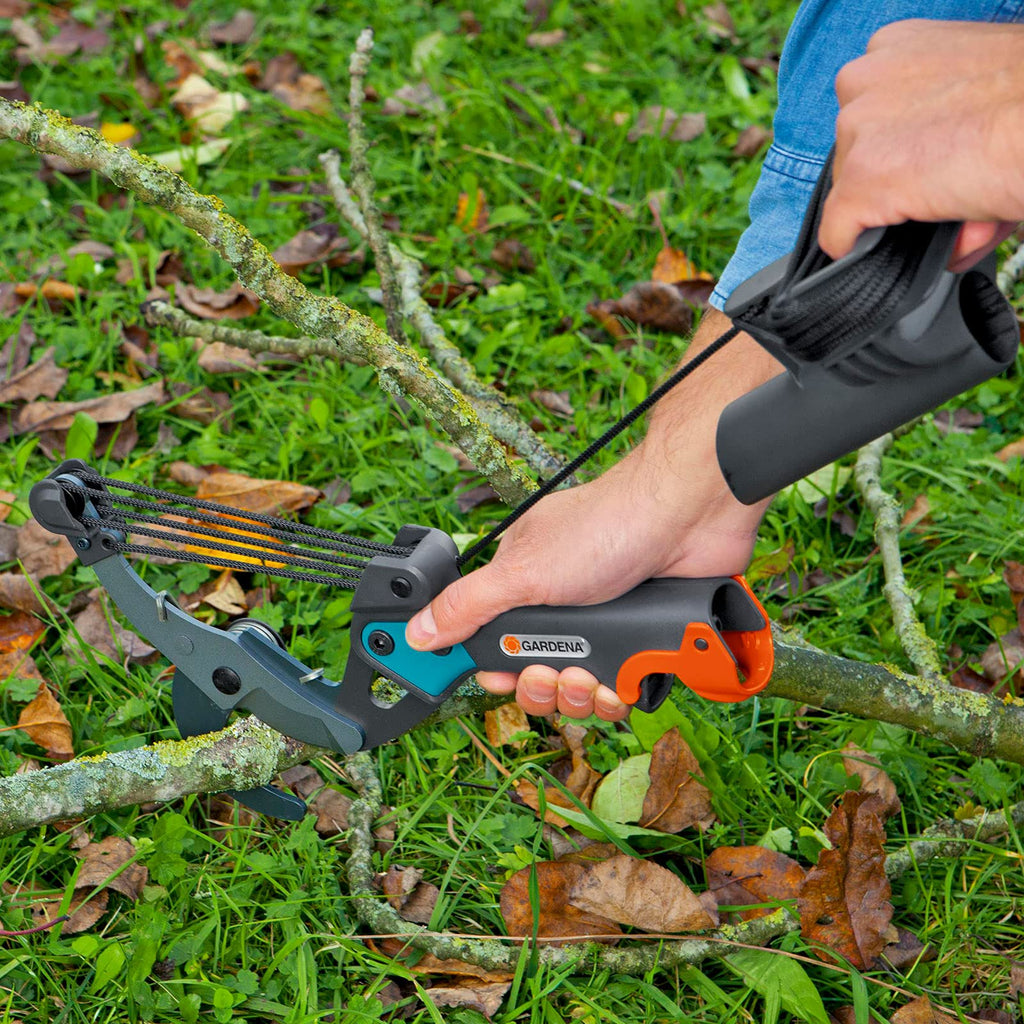 Gardena combisystem-Bypass-Baumschere: Astschere mit 5-fach Rollenübersetzung für kraftsparendes Schneiden von Ästen bis 35 mm Durchmesser mit 4,7 m reißfestem Zugseil und D-Griff (298-20)