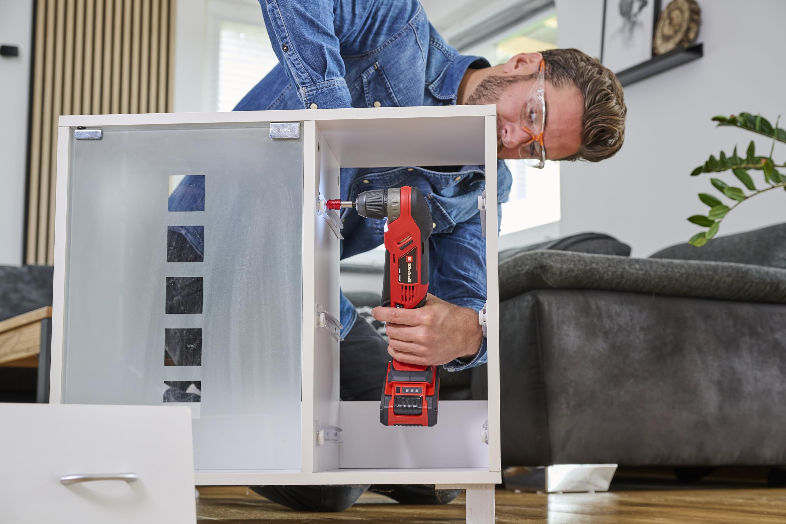 Einhell Akku-Winkelbohrmaschine TE-AD 18 Li-Solo Power X-Change (18 V, 45 Nm, 10 mm Schnellspannbohrfutter, LED-Licht, drehbare Batterieaufnahme, ohne Akku)