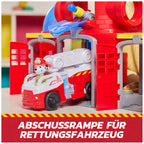 PAW PATROL – Fire Rescue Feuerwehr-Station mit Licht- und Soundeffekten, Wasserkanone, Rutschstange und Startrampe, ca. 38 cm, inkl. Marshall-Figur und Feuerwehrauto, für Kinder ab 3 Jahren