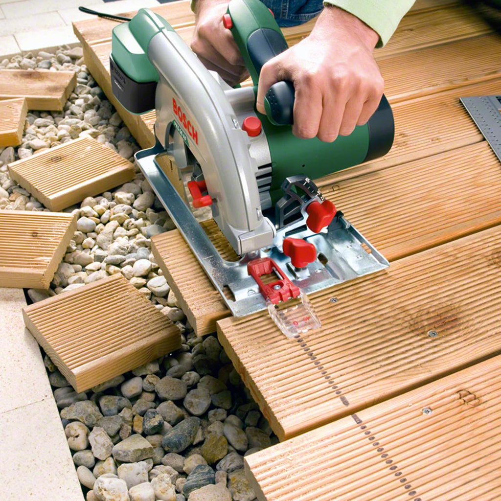 Bosch Kreissäge PKS 66 AF (Präzises Sägen in Holz, 1600 Watt; max. Schnitttiefe 66 mm; 3 tlg. Führungsschienenset)
