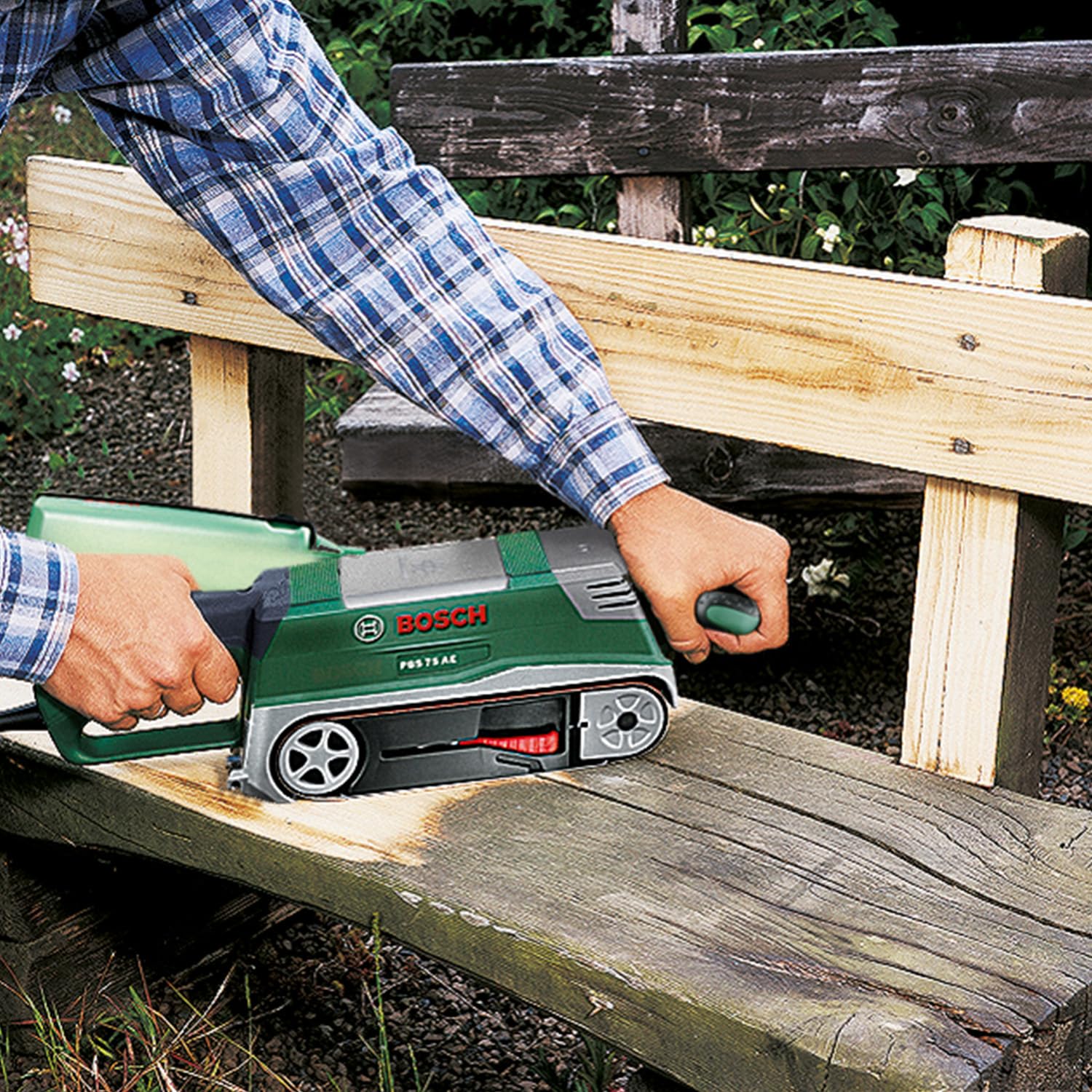 Bosch Bandschleifer PBS 75 AE Set (750 W, Bandgeschwindigkeit 200-350 m/min, Schleiffläche 165x76 mm, im Koffer)