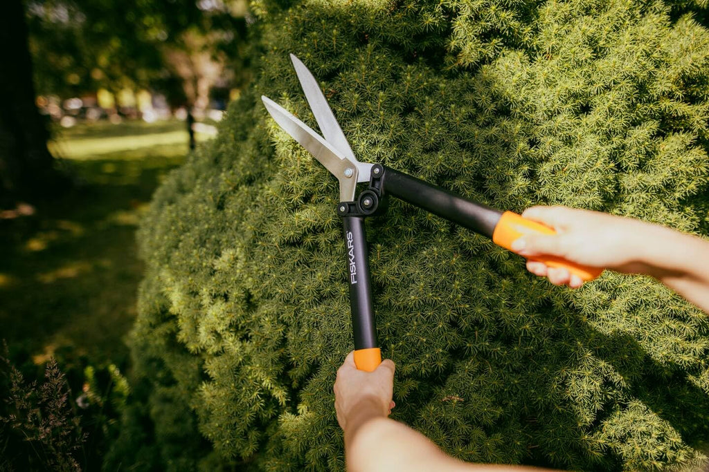 Fiskars Getriebe-Heckenschere HS52, Antihaftbeschichtet, Hochwertige Stahlklingen/Glasfaserverstärkter Kunststoff, Länge: 58,5 cm, Schwarz/Orange, Powerlever, 1001564