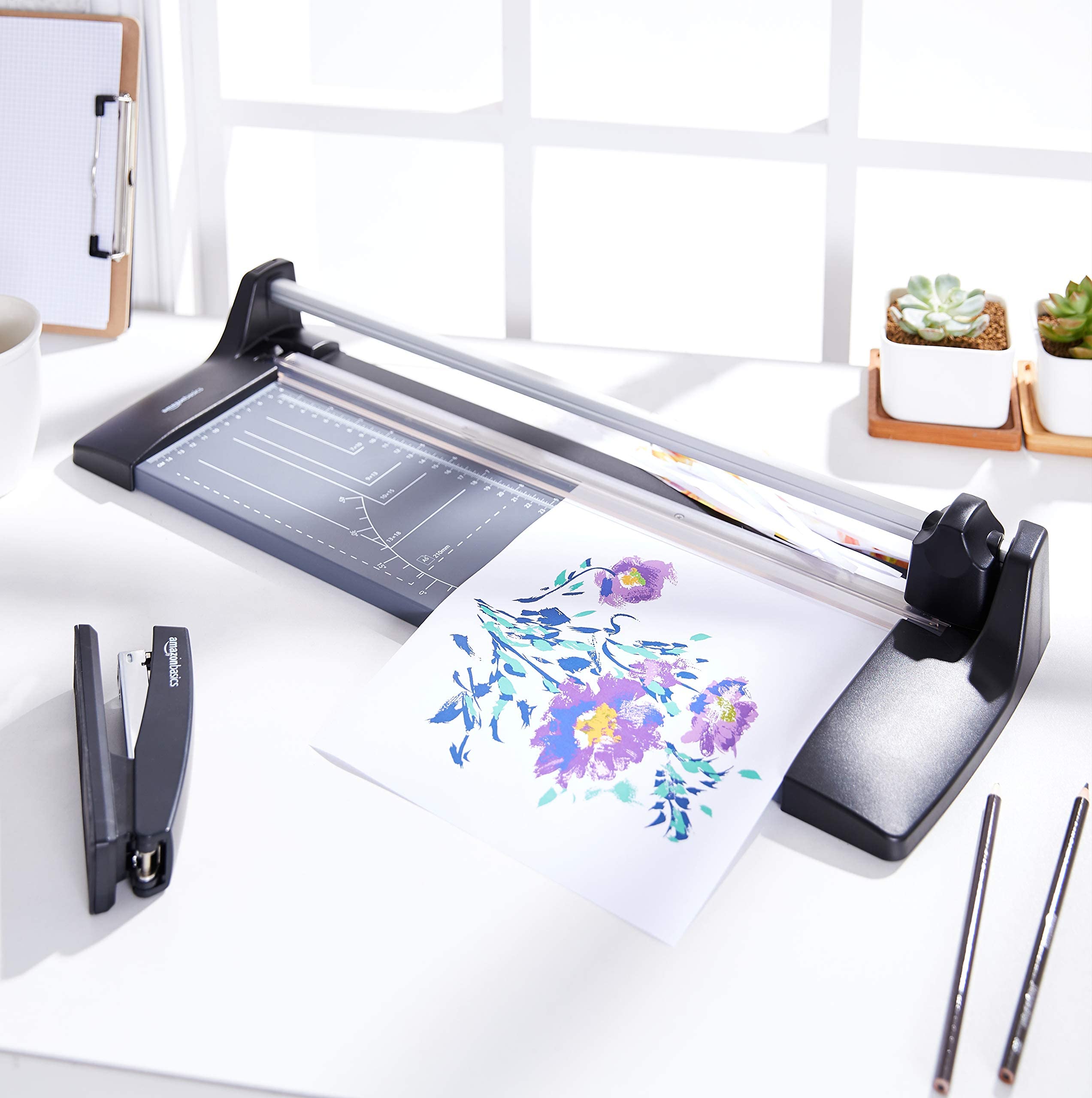 Amazon Basics Papier Rollenschneider, A3-Format