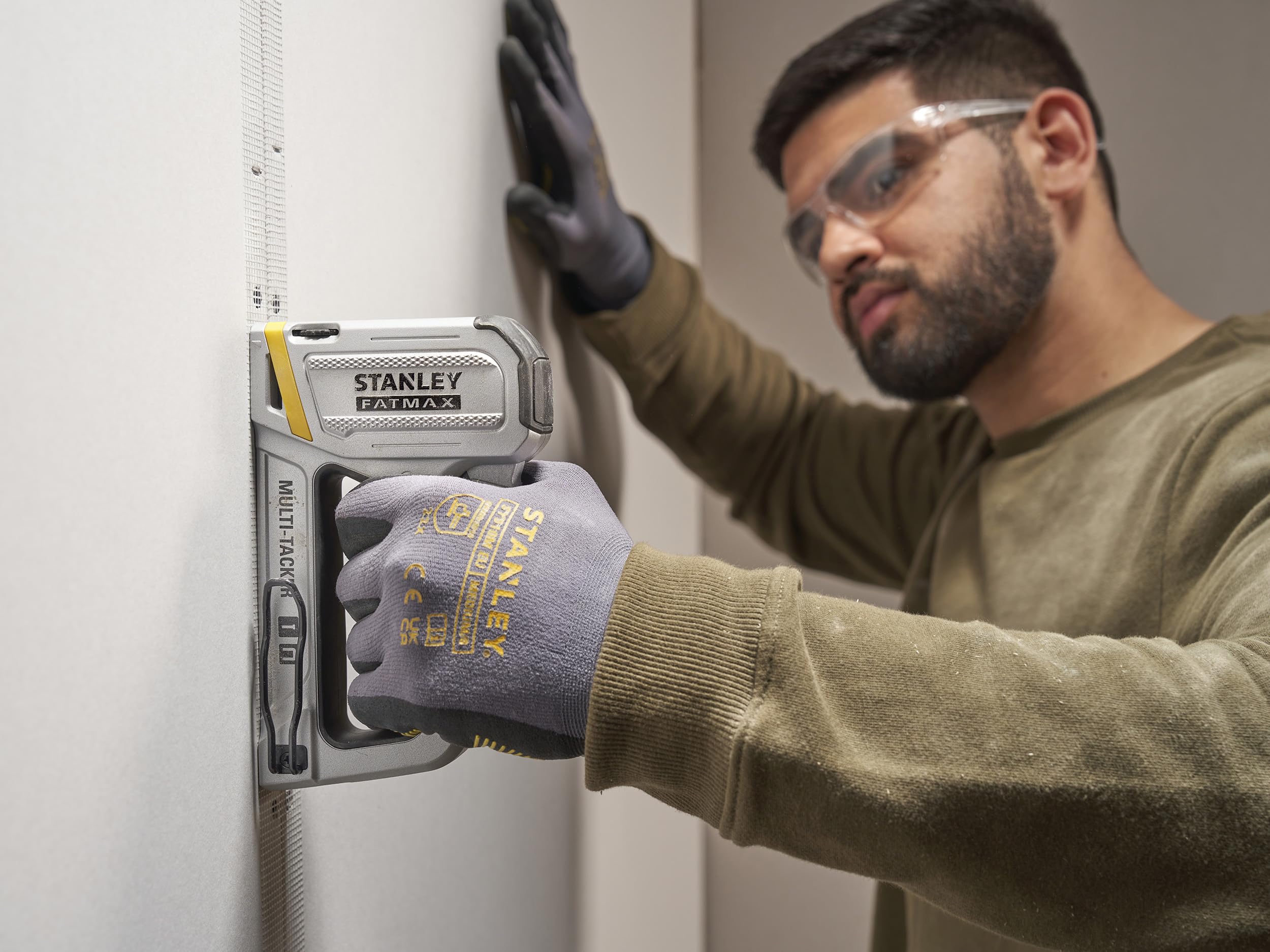 STANLEY FATMAX 2-in-1 Multi Tacker (Aluminium-Gehäuse, mit Anti-Verklemm-Mechanismus, mit Sichtfenster, passend für die STANLEY Klammern Typ G 6mm - 14mm & Typ J 12mm - 15 mm) FMHT70250-0