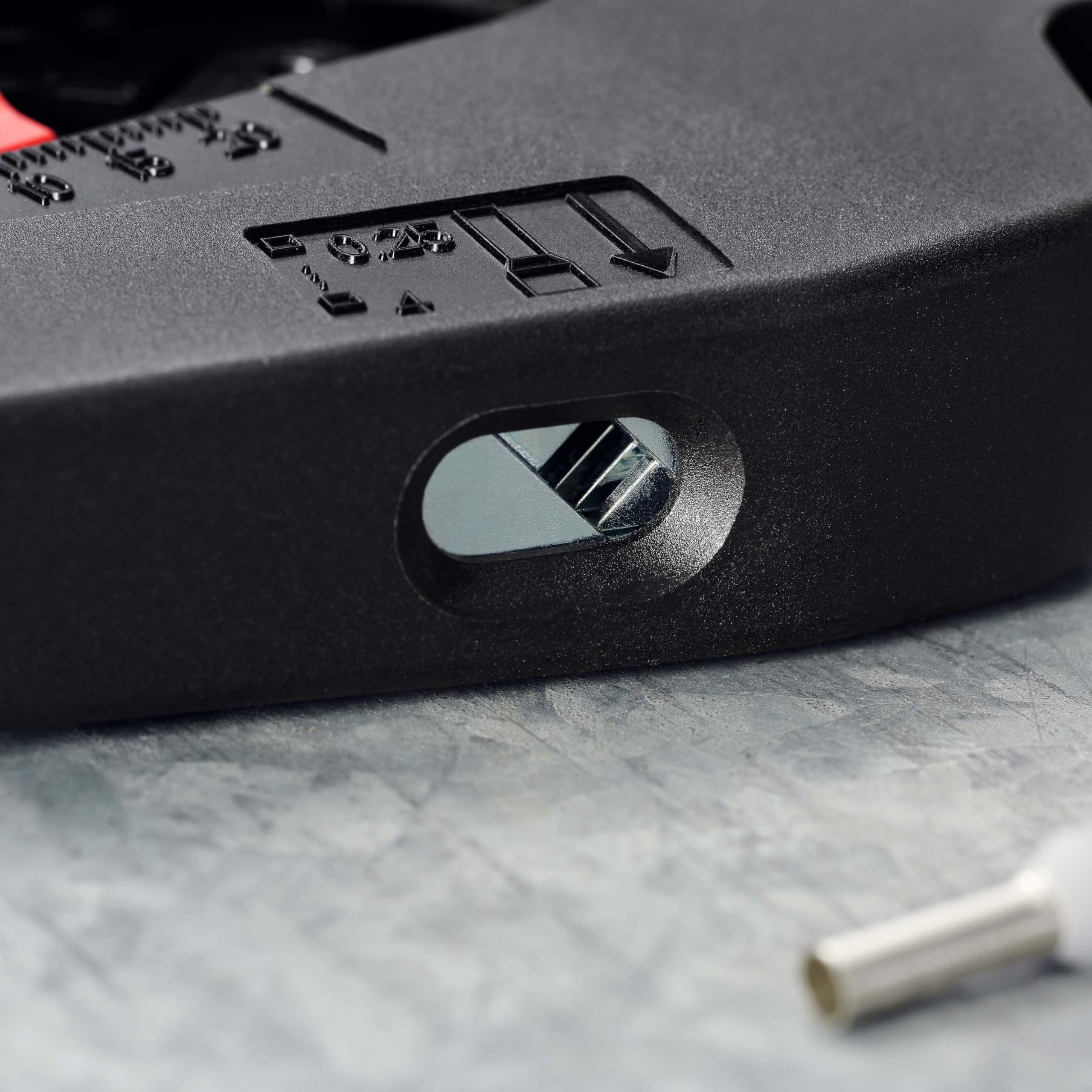 KNIPEX NexStrip Automatische Abisolierzange 0,03 – 10mm², mit Crimpfunktion Aderendhülsen bis 4mm², mit Feineinstellung, 12 72 190