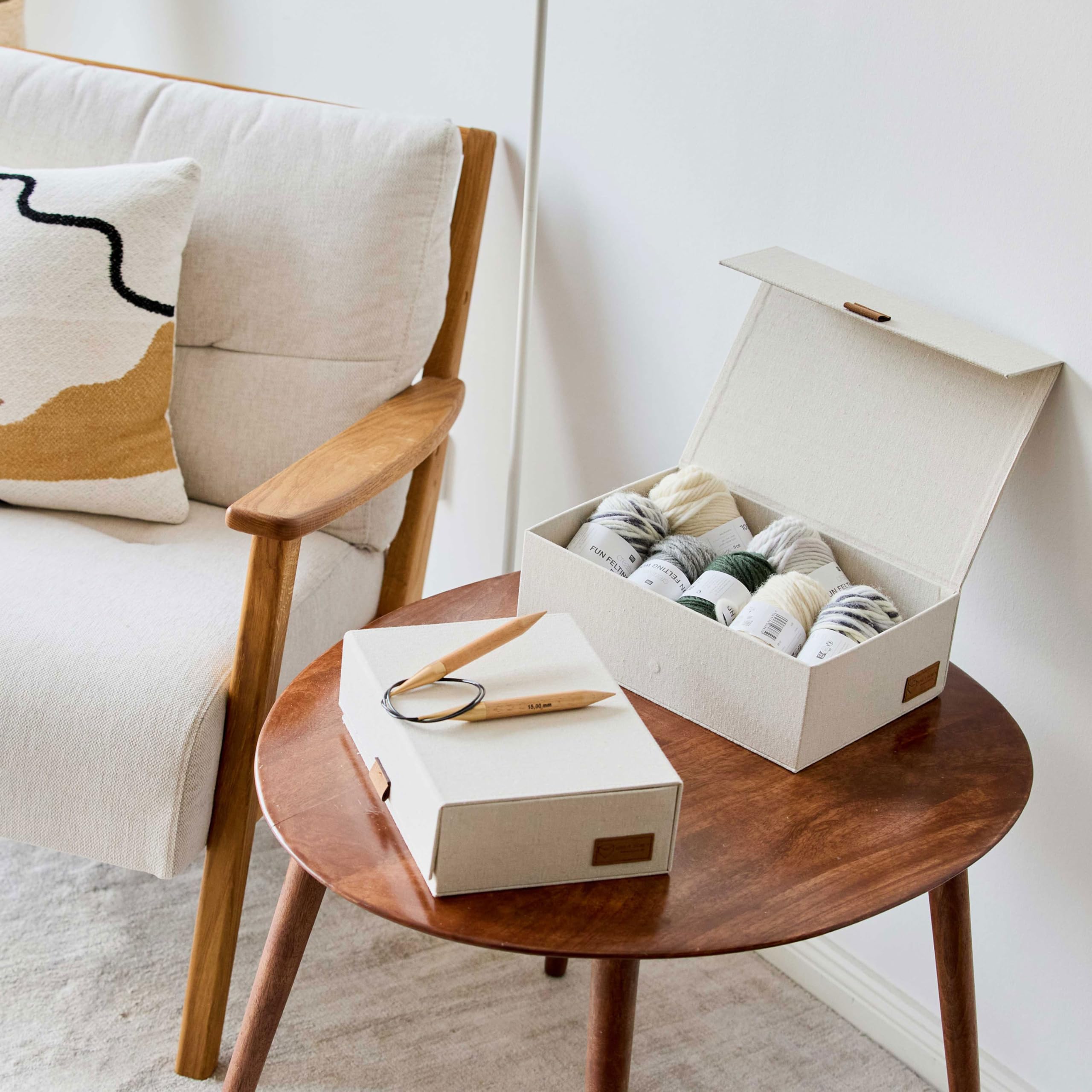 LOVE IT STORE IT - Premium - 2 Stück Aufbewahrungsboxen mit Deckel - Leinen Stoff - Magnetischer Verschluss- Klappdeckel - beige - 28x20x8,5 cm & 32x22x10,5 cm