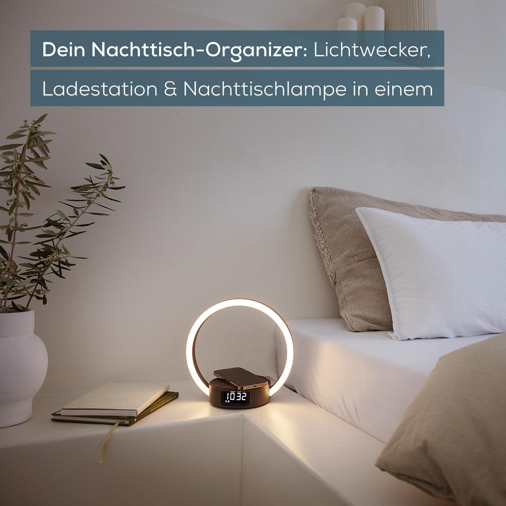 Beurer WL 65 Wake Up + Charge Lichtwecker, Nachttischlampe mit Ladefunktion für Smartphones, Wecker mit Simulation des Sonnenaufgangs für sanftes Aufwachen, dimmbares Nachtlicht mit Farbwechseloption