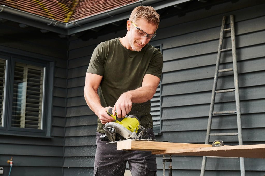RYOBI 18 V ONE+ Brushless Akku-Handkreissäge RCS18BL-0, 184 mm Sägeblatt, werkzeuglose Einstellungen, ohne Akku und Ladegerät