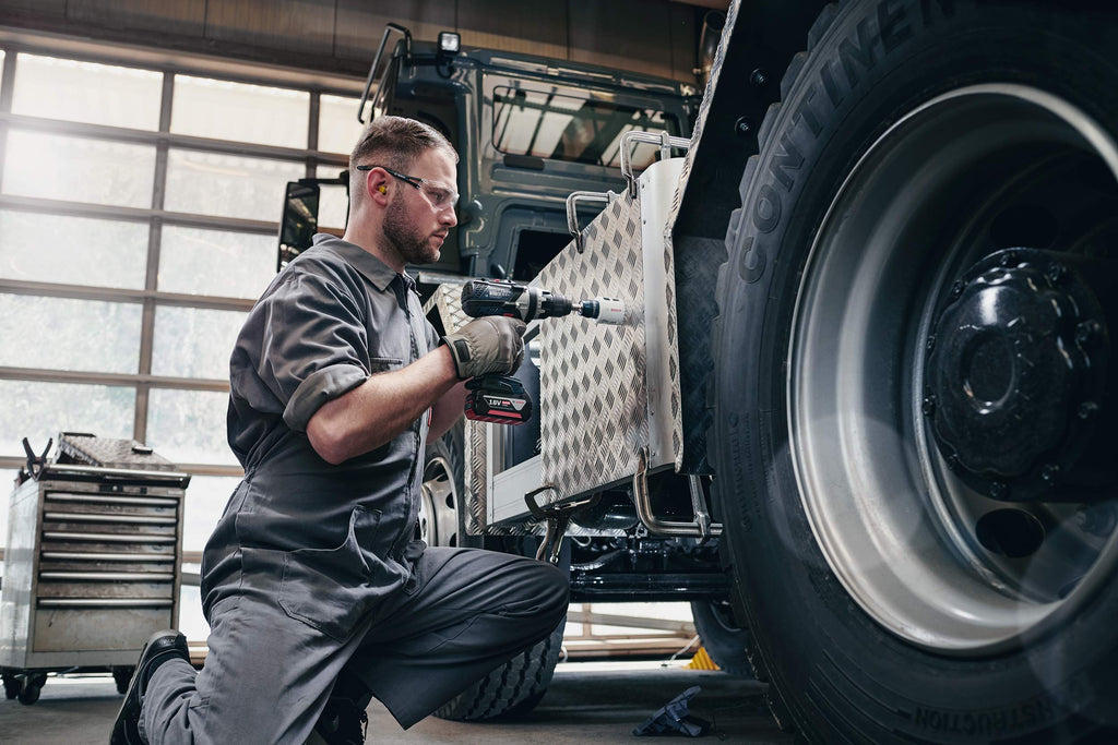 Bosch 11 tlg. Lochsäge Progressor for Wood & Metal Set Elektriker (für Holz und Metall, Ø 25-86 mm, Zubehör Bohrmaschine)