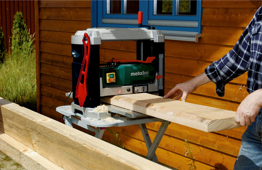 metabo Dickenhobel DH 330 – 0200033000 – Hobelmaschine mit starkem Motor und stabilem Getriebe – Nennaufnahmeleistung: 1800 W