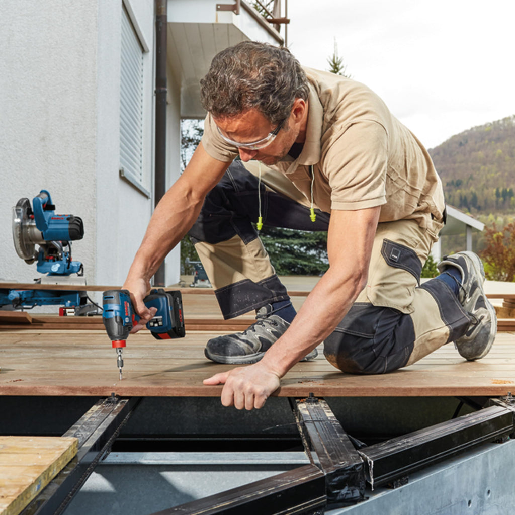 Bosch Professional 18V System Akku Drehschlagschrauber GDX 18V-210 C (max. Drehmoment 210 Nm, inkl. Bluetooth Low Energy Modul GCY 42, L-BOXX, ohne Akku/Ladegerät)