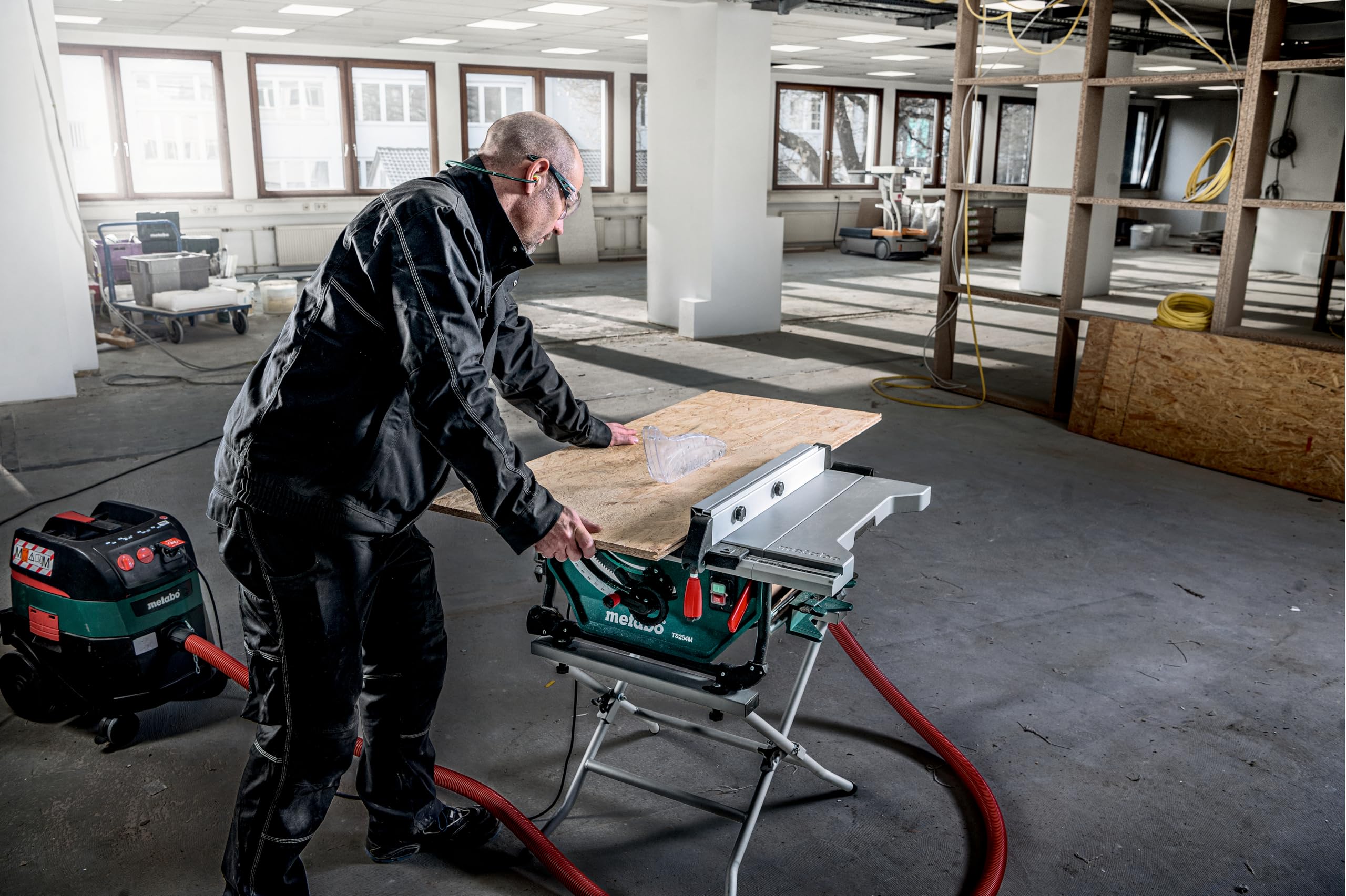 Metabo Tischkreissäge TS 254 M – 610254000 – Kompakt und mobil – bis zu 1.500 Watt, Sägeblatt Ø 254 mm, 2,3 m Kabellänge