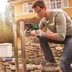 Bosch Schlagbohrmaschine UniversalImpact 730 (Präzisionsbohren in Mauerwerk, Holz und Stahl; 730-Watt-Motor; im Koffer)