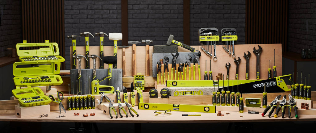 RYOBI Gummihammer mit Griff aus Hickory-Holz, schwarz, 450 Gramm RHHM450