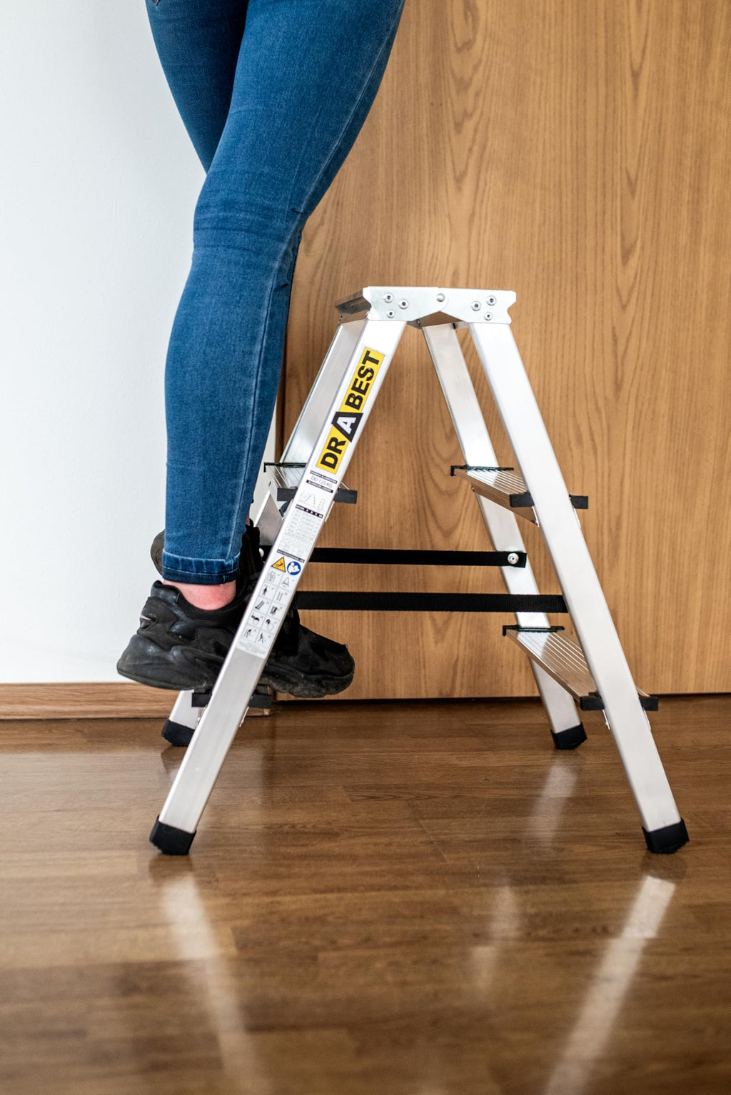 Drabest Aluminium Trittleiter Leiter beidseitig begehbar, 2x3 Stufen, 125kg