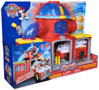 PAW PATROL – Fire Rescue Feuerwehr-Station mit Licht- und Soundeffekten, Wasserkanone, Rutschstange und Startrampe, ca. 38 cm, inkl. Marshall-Figur und Feuerwehrauto, für Kinder ab 3 Jahren