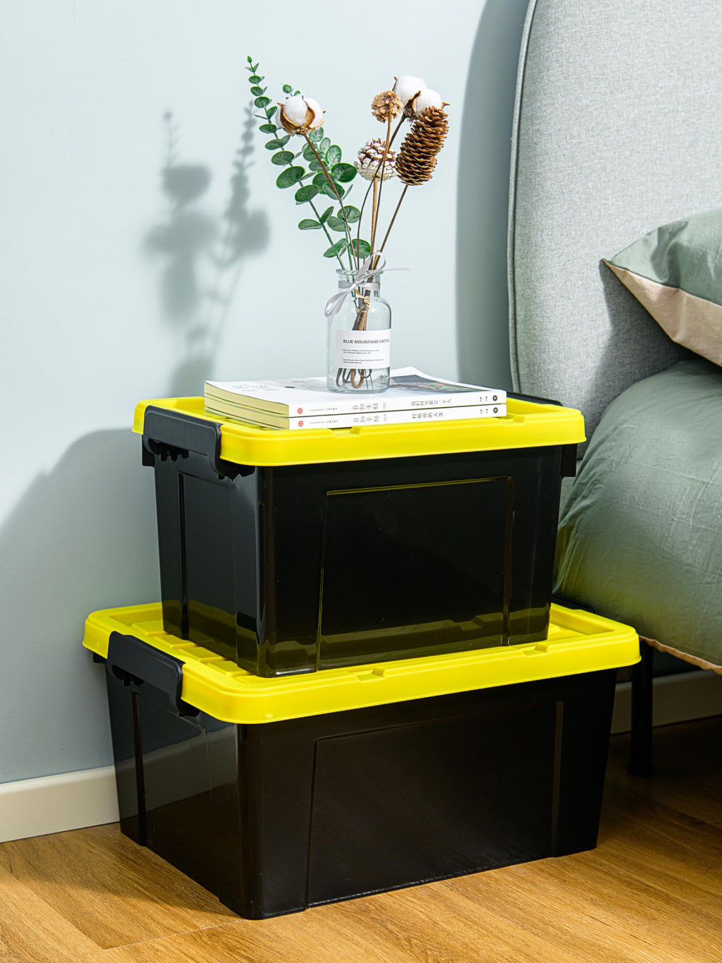 Cetomo 35L*4 Aufbewahrungsboxen, Kunststoffboxen mit Deckeln, Griffen und Schnappverschlüssen für Werkzeuge, Garage, Langlebig, Stapelbar, Ineinander Schachtelbar, Schwarz und Gelb, 35L (4er Pack)