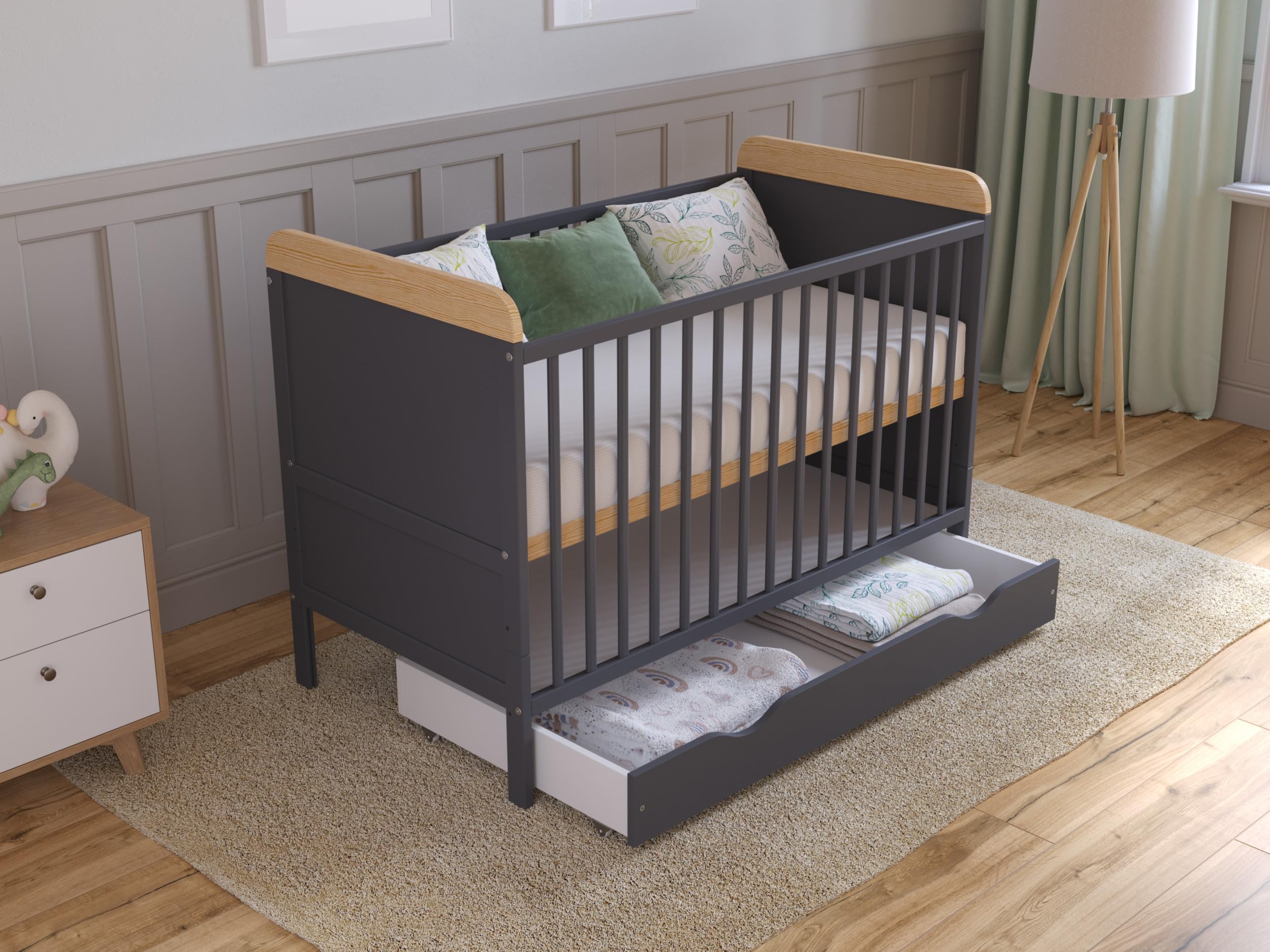 Love For Sleep Babybett Beistellbett 120x60 cm mit Schublade & Matratze - Kinderbett Baby Bett Holz Anthrazit-Kiefer, Babybett Komplett Set - Kinderbett Babybett Mitwachsend Gitterbett