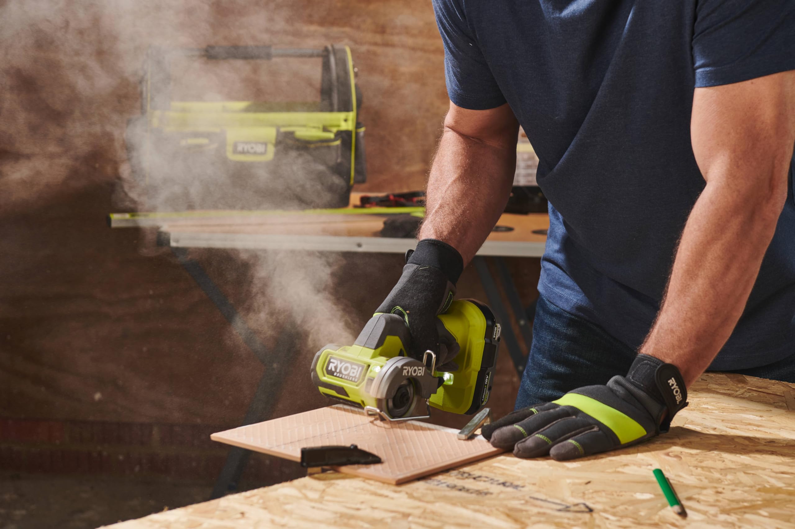 RYOBI 18 V ONE Brushless Akku-Trennsäge RCT18BL-0, 76 mm Scheibendurchmesser, Kompakt und einhändig bedienbar, LED-Beleuchtung, G5 GripZone, ohne Akku und Ladegerät