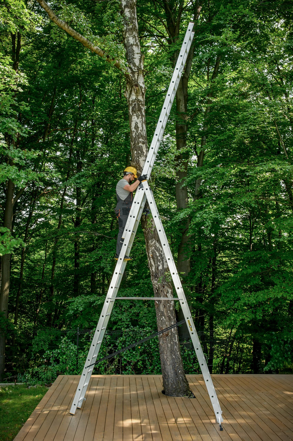 DRABEST Leiter PRO Serie Aluleiter 3-teilig Mehrzweckleiter 3x16 Stufen Leiter Multifunktionsleiter Kombileiter bis 150 kg Beslastbar - Arbeitshöhe 10,83 m - inkl. Eimerhaken