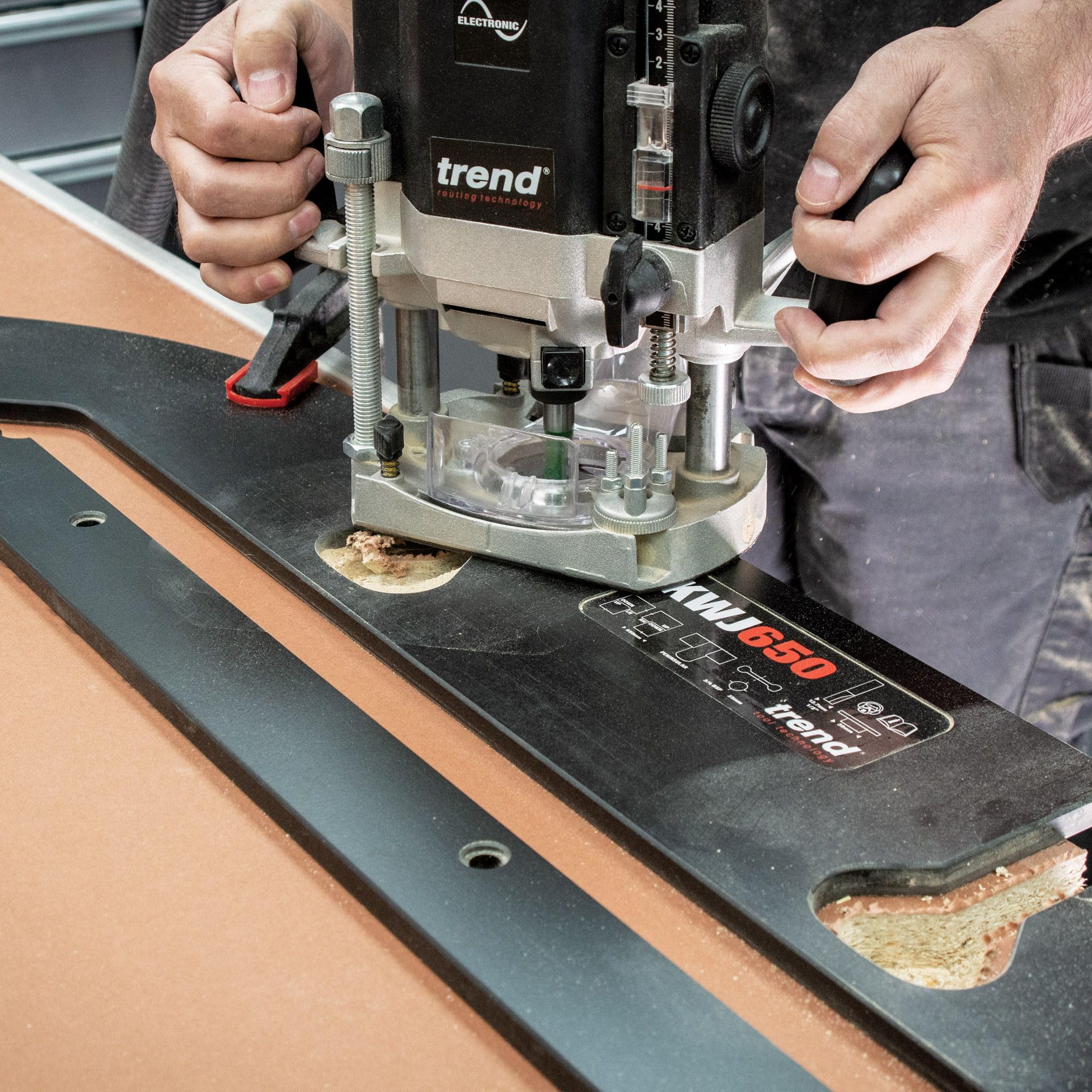 Trend Küchenarbeitsplatten-Frässchablone mit Halbinsel-Schnitt, für Arbeitsplatten bis zu 650 mm, KWJ650