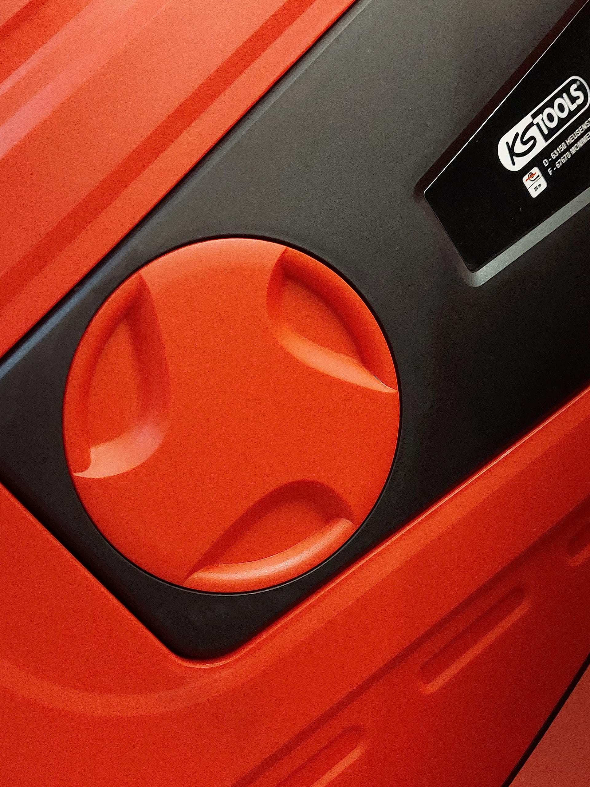 KS TOOLS - 150.4218 – Kabeltrommel für die Wand, 3 x 2,5 mm² – 15 m – automatische Blockierung und Rückführung – Halterung schwenkbar 180° – Schutz IP34 – Design Rot und Schwarz – Garage, Werkstatt,