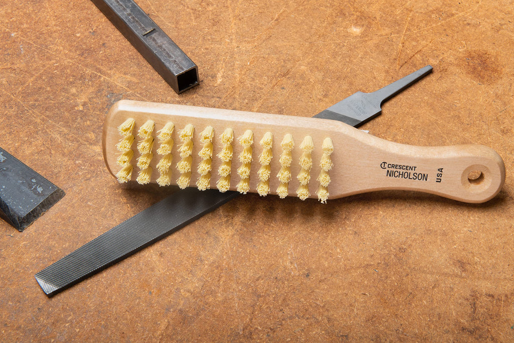 Crescent Nicholson 21467 Aktenkarte und Pinsel, Holzsockel, 254 mm