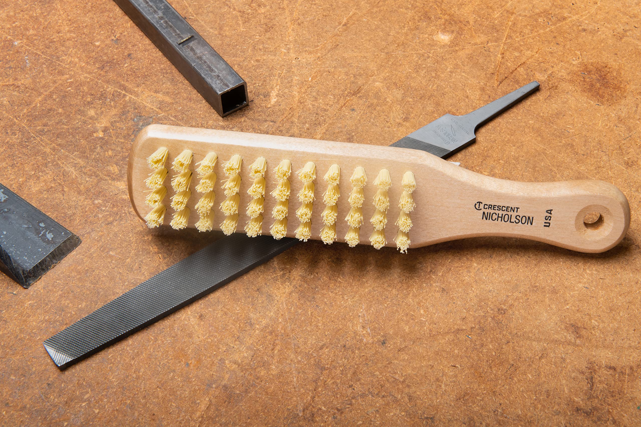 Crescent Nicholson 21467 Aktenkarte und Pinsel, Holzsockel, 254 mm