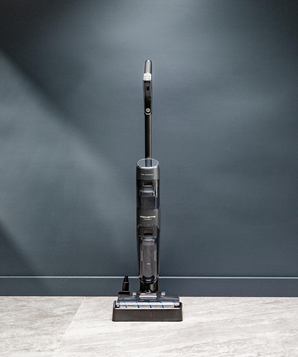 Rowenta X-Clean 4 kabelloser Nass- und Trockenstaubsauger, 2-in-1 Reinigung, 50 Min. Leistung, intelligente Schmutzerkennung, Selbstreinigungssystem, Dunkelgrau, GZ5037WO