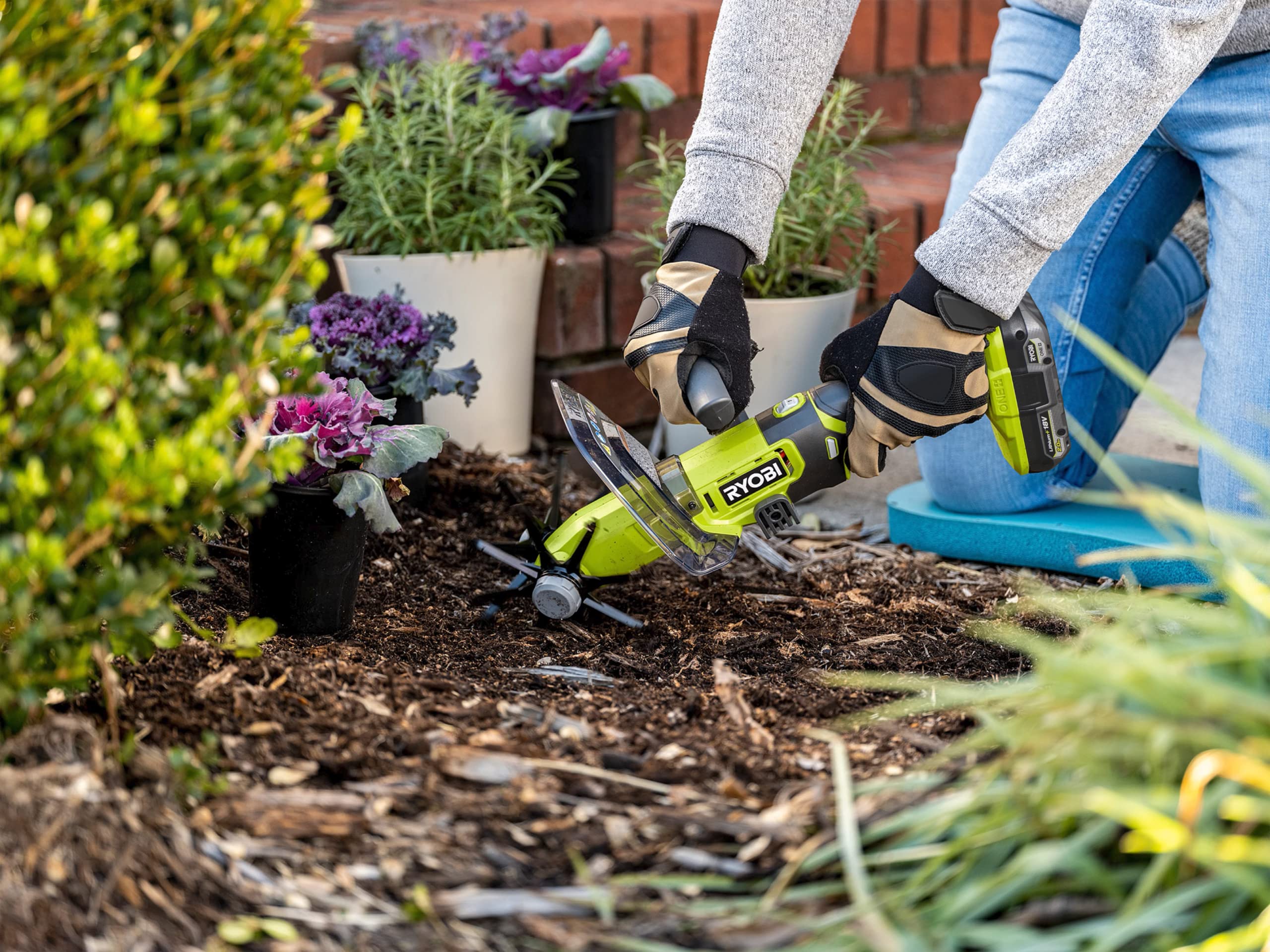 RYOBI 18 V ONE+ Akku-Kompakt-Kultivator RY18HCA-0 (5 cm Arbeitstiefe und 12 cm Arbeitsbreite, 5 cm Arbeitstiefe und 12 cm Arbeitsbreite, ohne Akku und Ladegerät)