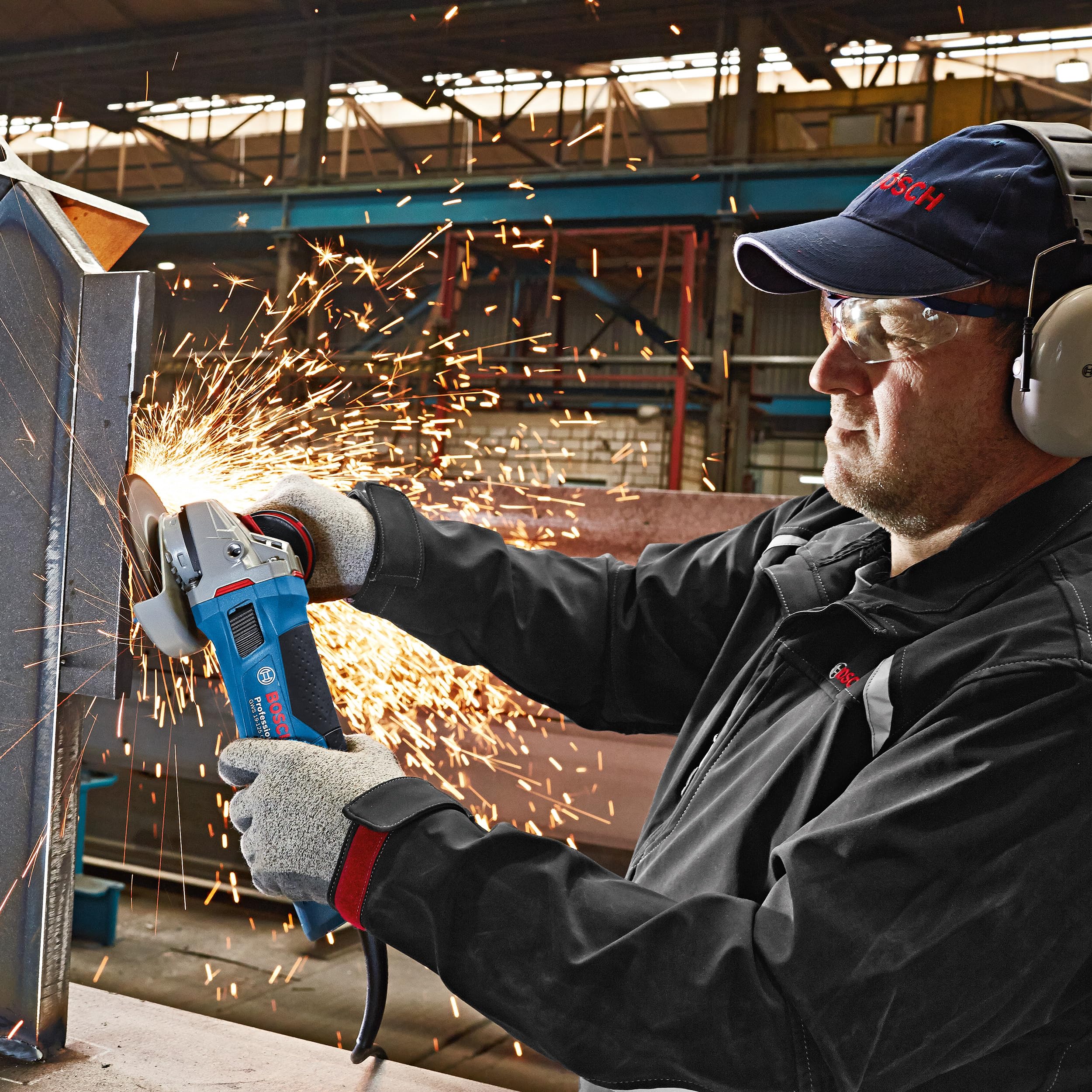 Bosch Professional Winkelschleifer GWS 19-125 CIE (inkl. Aufnahmeflansch, Schutzhaube, Spannmutter, Zusatzhandgriff, Zweilochschlüssel)