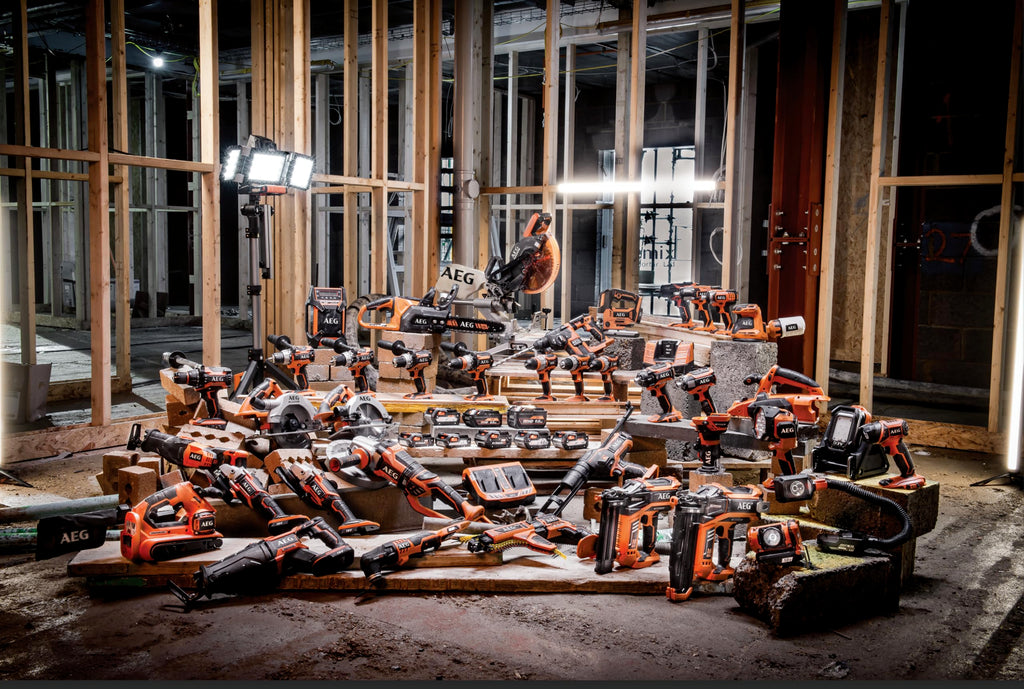 AEG 18 V Pro18V Akku-Stichsäge, BST18X2-0, Hublänge 25,4 mm, ohne Akku u. Ladegerät