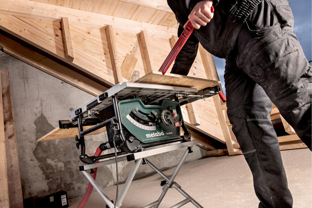 Metabo Tischkreissäge TS 254 M – 610254000 – Kompakt und mobil – bis zu 1.500 Watt, Sägeblatt Ø 254 mm, 2,3 m Kabellänge