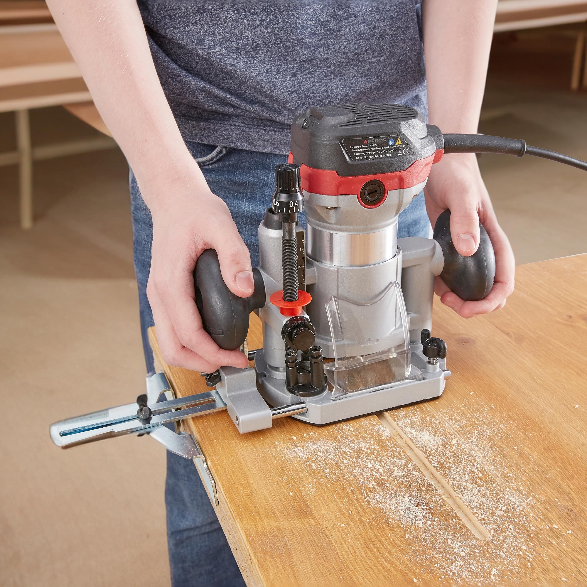 Arebos Oberfräse | Holz Fräse Fräsmaschine mit 6 Geschwindigkeitsstufen | 710W Spindelarretierung | Tauchbasis & Trimmer | Spannzange Ø 6 und 8 mm | mit Werkzeugtasche