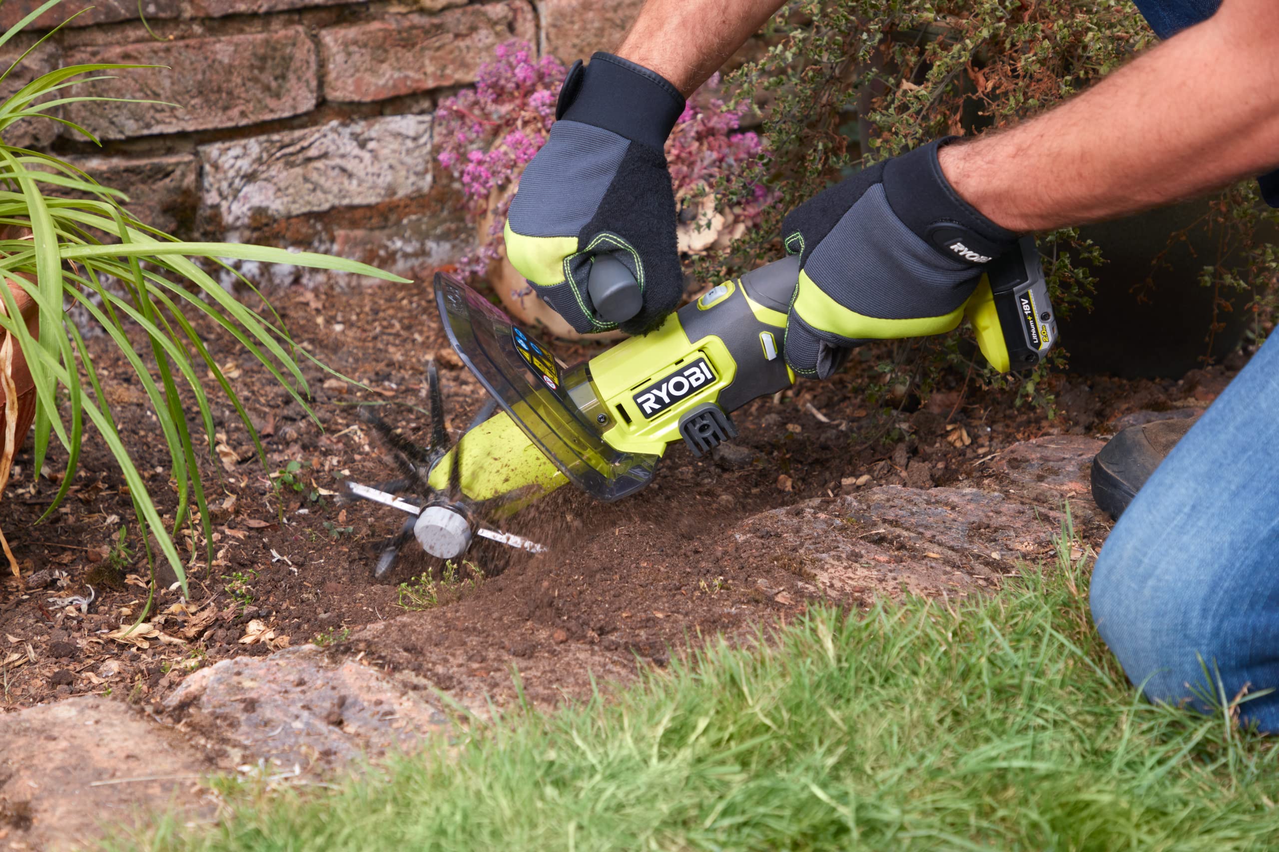 RYOBI 18 V ONE+ Akku-Kompakt-Kultivator RY18HCA-0 (5 cm Arbeitstiefe und 12 cm Arbeitsbreite, 5 cm Arbeitstiefe und 12 cm Arbeitsbreite, ohne Akku und Ladegerät)