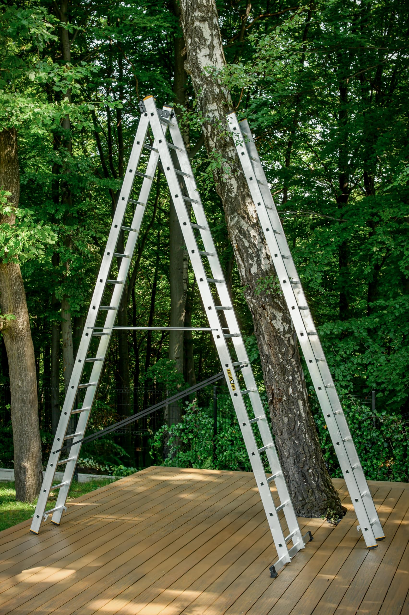 DRABEST Leiter PRO Serie Aluleiter 3-teilig Mehrzweckleiter 3x16 Stufen Leiter Multifunktionsleiter Kombileiter bis 150 kg Beslastbar - Arbeitshöhe 10,83 m - inkl. Eimerhaken