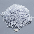 Amazon Basics Aktenvernichter, 5-6 Blätter Querschnitt, für Papier und Plastikkarten, Schwarz